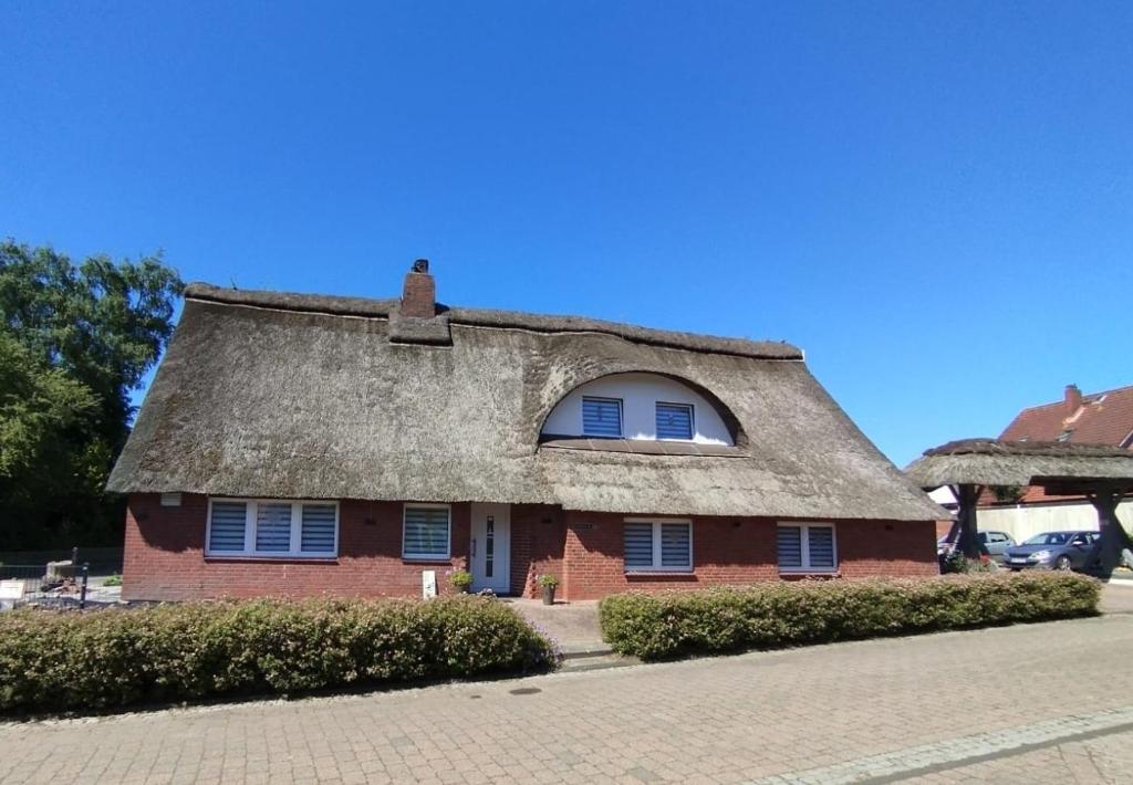 Το κτήριο όπου στεγάζεται  το διαμέρισμα