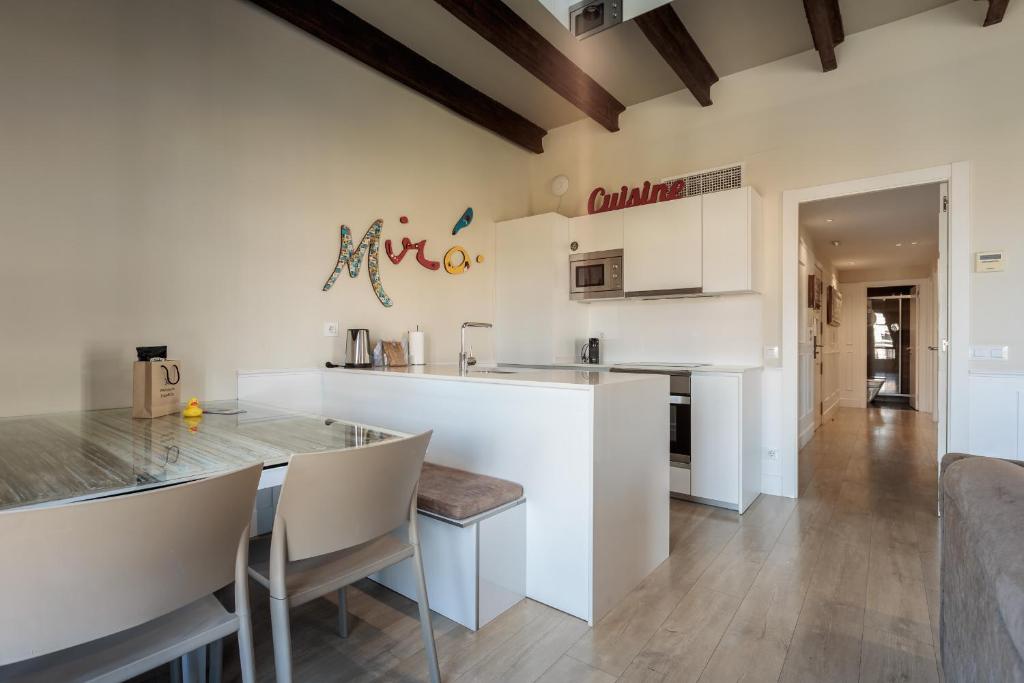 Enjoybcn Miro Apartments - 6
