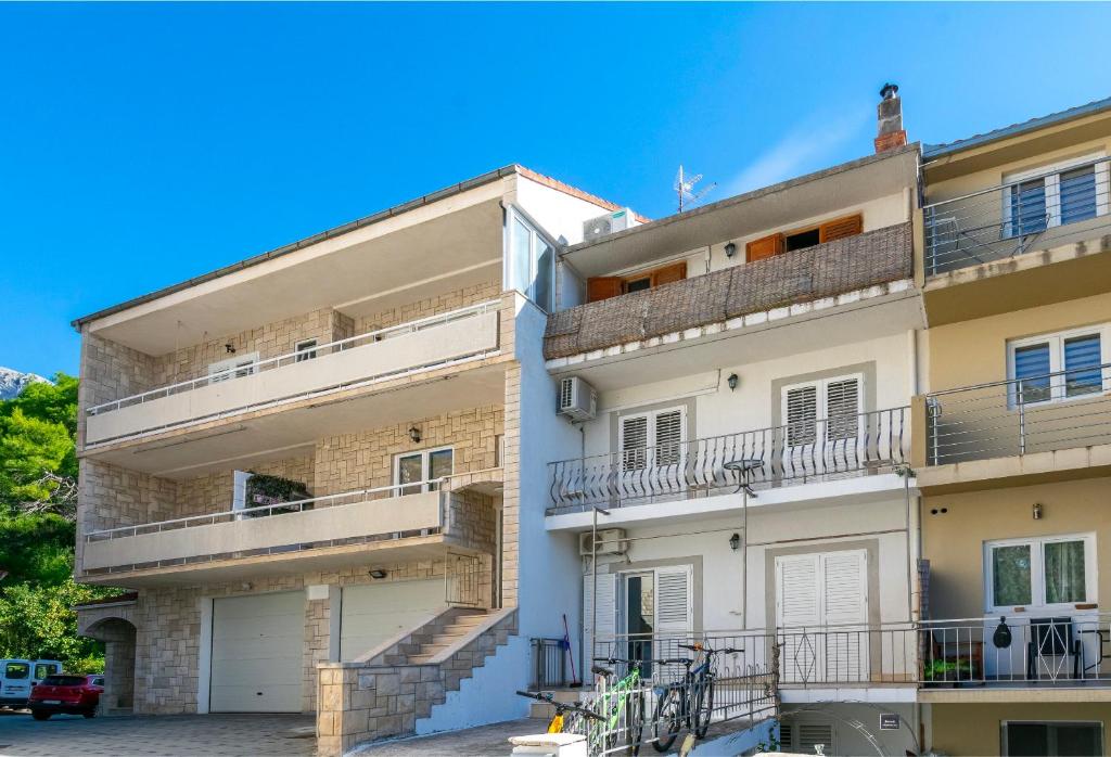 Apartment Livr