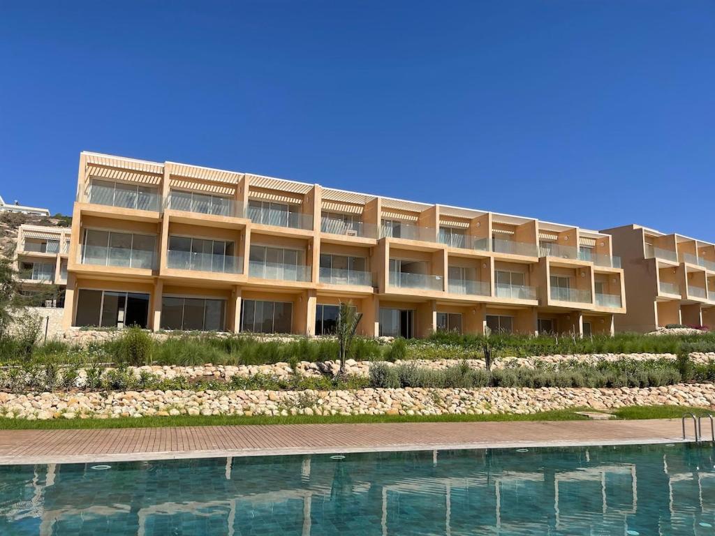 Swimmingpoolen hos eller tæt på Africa Cup 2025 - Hideaway Experience - Vue Mer