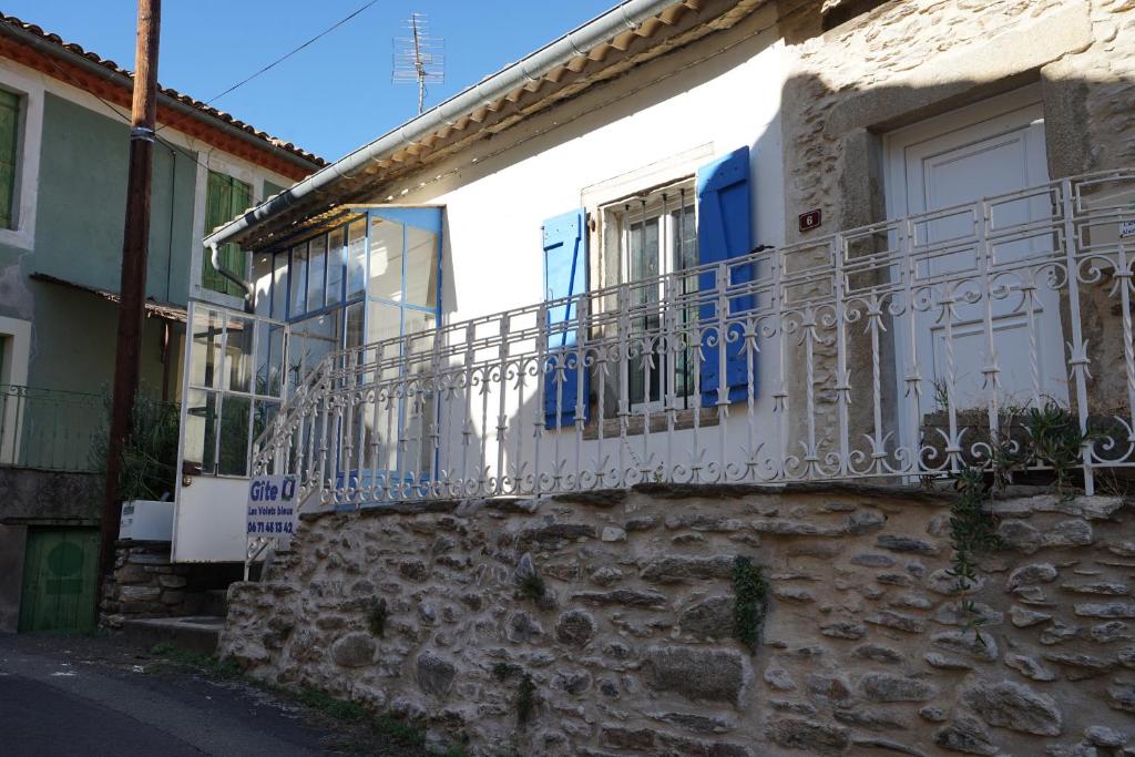 Budova, kde se prázdninový dům nachází