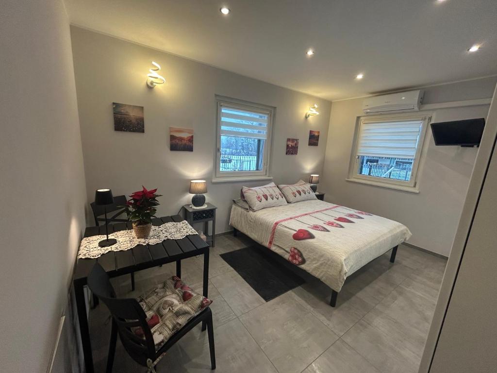 Ένα ή περισσότερα κρεβάτια σε δωμάτιο στο Villa Kate Mountain View alloggio ad uso turistico VDA Gressan 0161