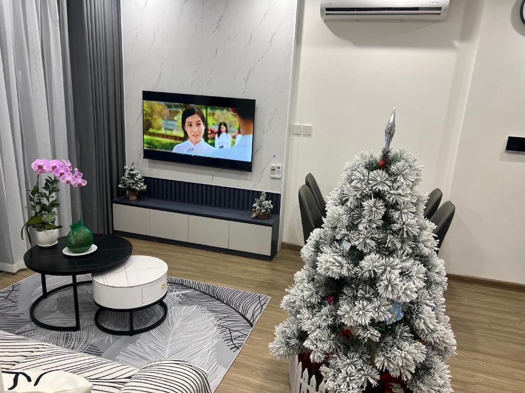 TV a/nebo společenská místnost v ubytování Căn hộ 2PN 3bed 2WC 78m2 Vinhomes Smart City - Toà TC3 Ch1901