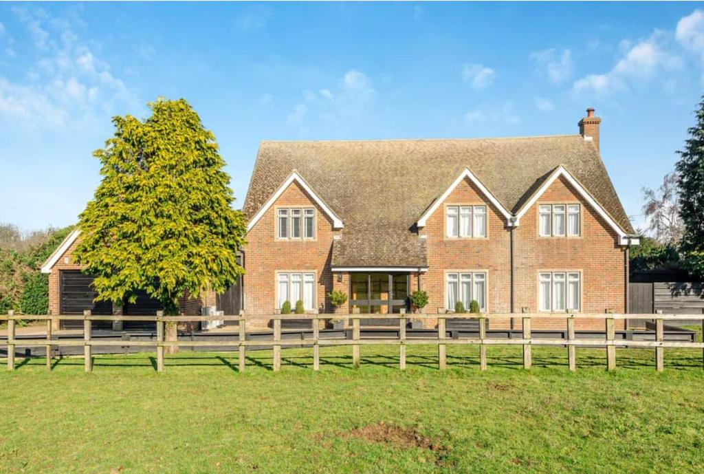 Zahrada ubytování Denmark House - 9 bed property with snooker room