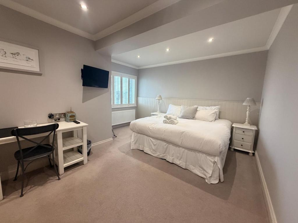 Postel nebo postele na pokoji v ubytování NEW - Strandeen House, Portstewart