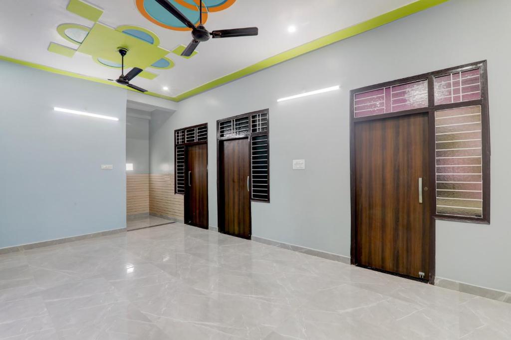 Ảnh trong thư viện ảnh của SPOT ON Rk Vishraam Grah ở Lucknow