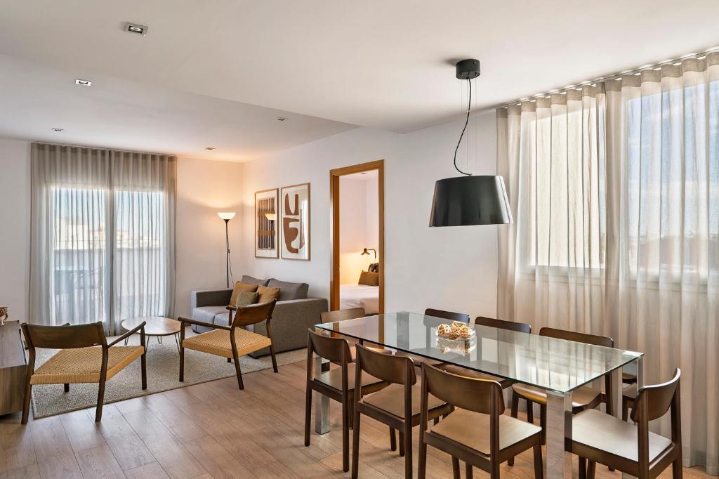 The Corner Apartments by Aspasios - 4