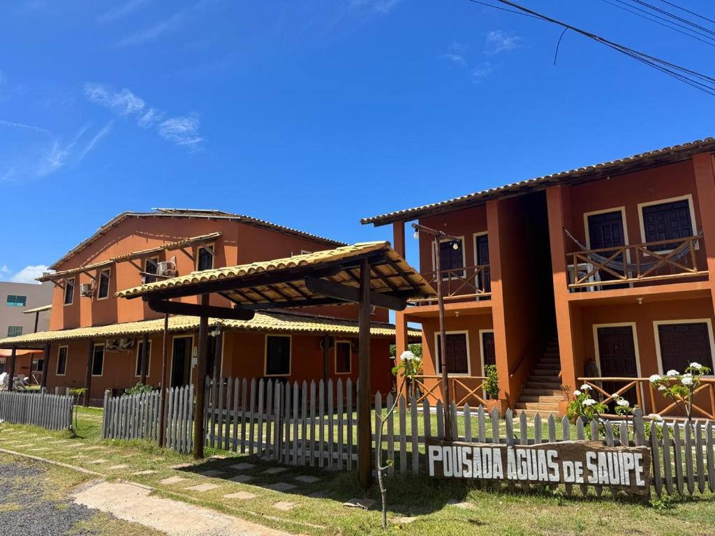 Tòa nhà nơi quán trọ tọa lạc