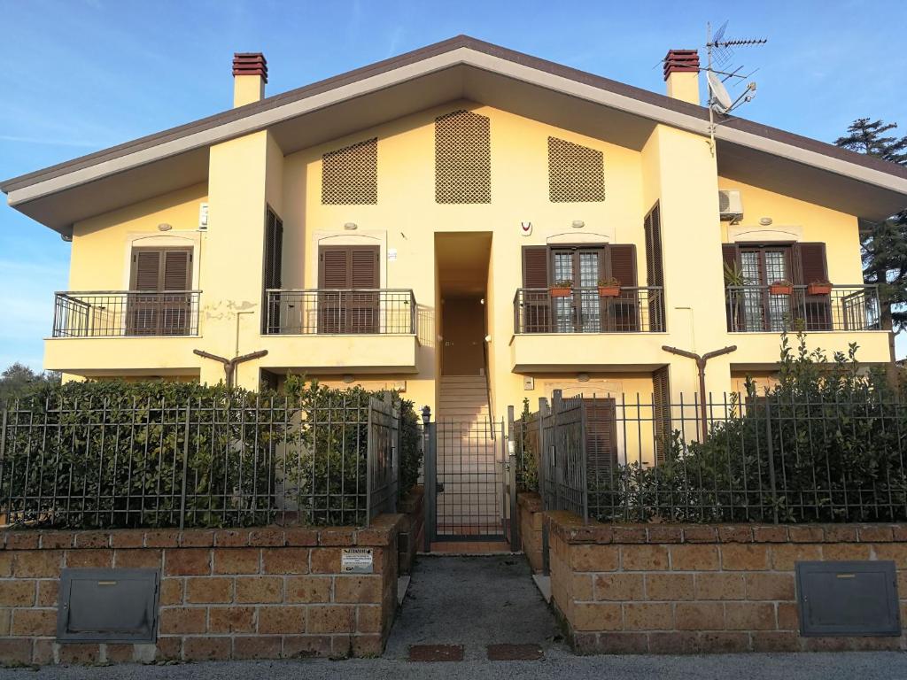 Budova, kde se prázdninový dům nachází