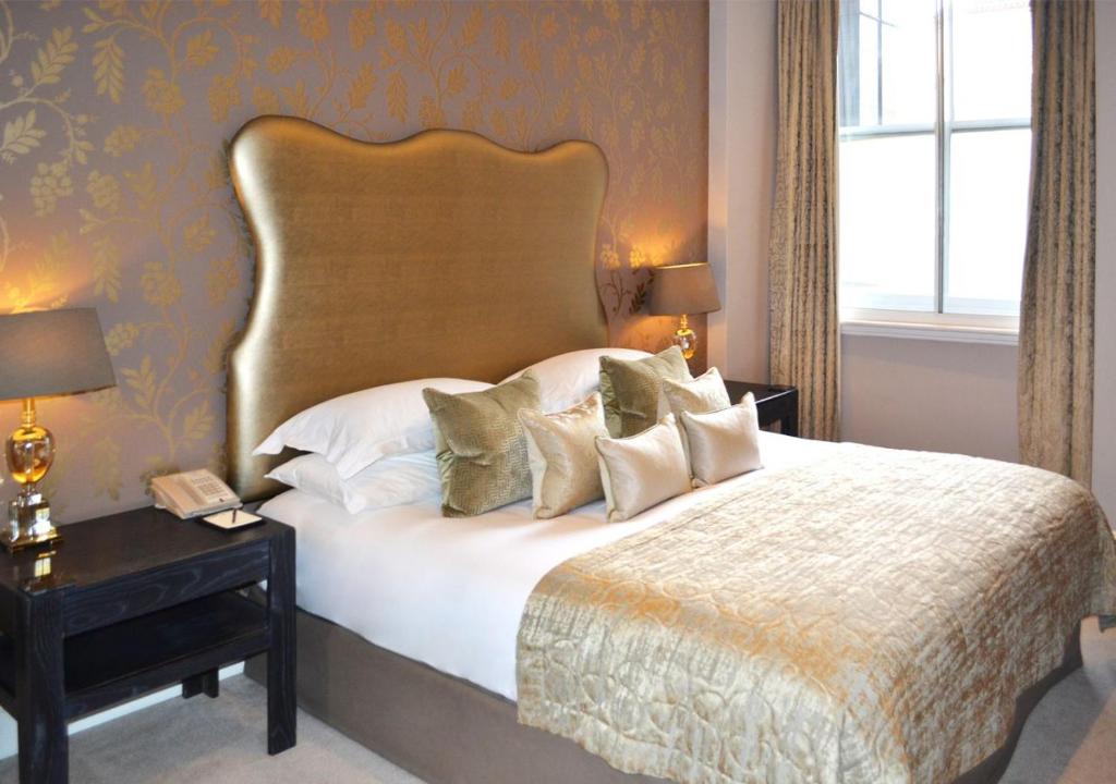 Taj 51 Buckingham Gate Suites and Residences - 