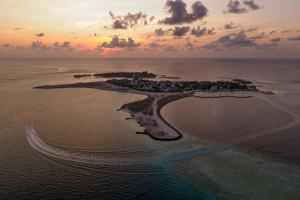 h78 Guraidhoo - View 31