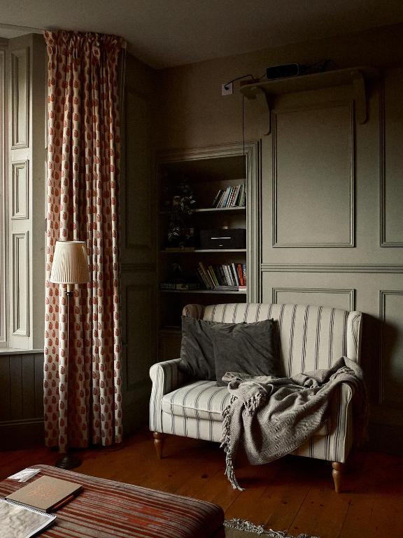 Χώρος καθιστικού στο Jameswood Villa