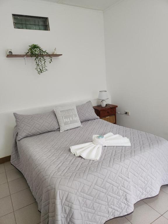 Bambú Los Perales Depto Familiar con Asador, patio, Aire Acondicionado y estacionamiento