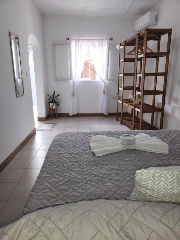 Bambú Los Perales Depto Familiar con Asador, patio, Aire Acondicionado y estacionamiento