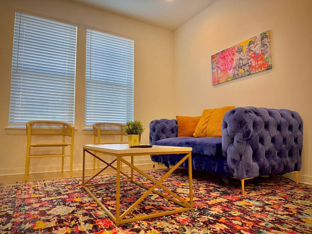 Et opholdsområde på LongStayDiscount 4 Workers WasherDryer Pool WIFI