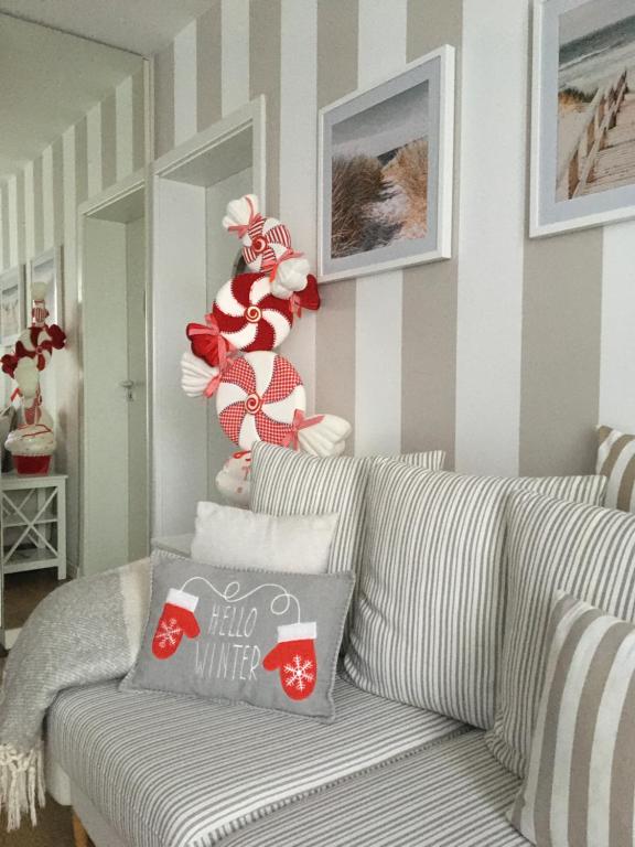 Posezení v ubytování Apartament Marine Holiday Elbląg - winda -Parking w HALI GARAŻOWEJ -GRATIS -Business stays