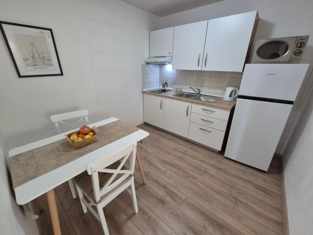 Apartments TENA with Private Parking - 8