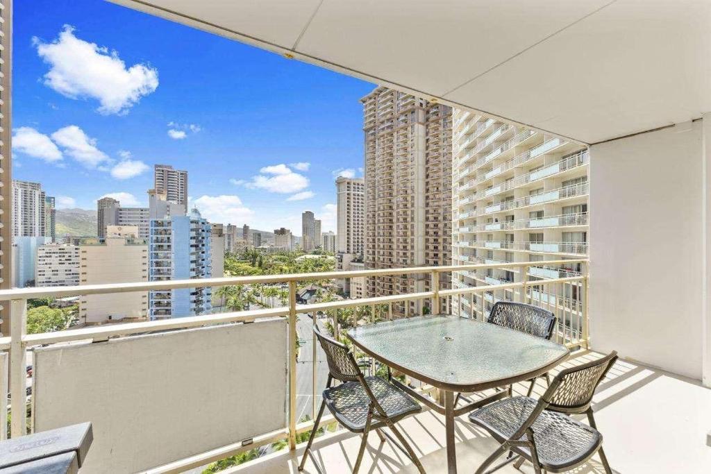 Μπαλκόνι ή βεράντα στο Ilikai 1407