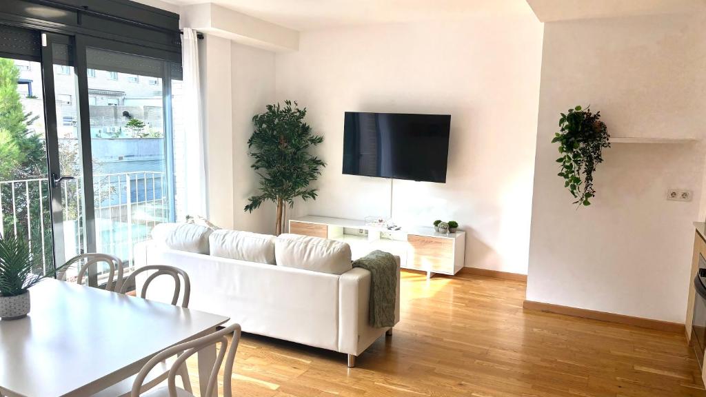 Et tv og/eller underholdning på Luminoso apartamento by Prestigi