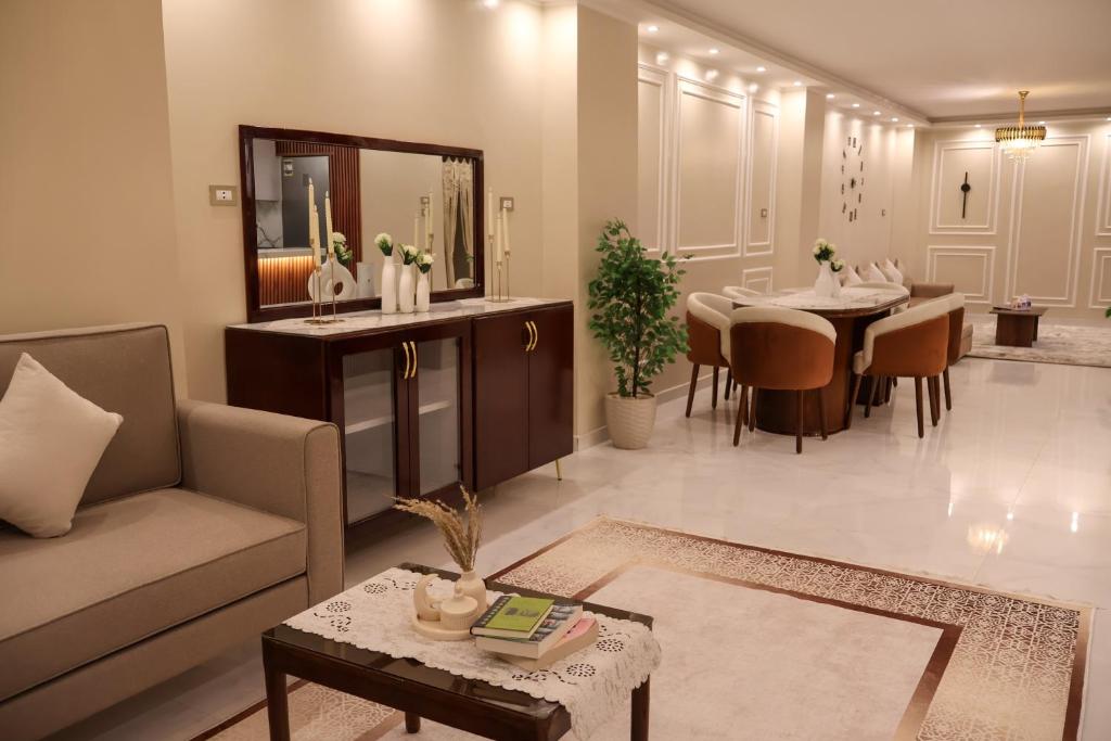 Χώρος καθιστικού στο Cozy Luxe Apartment in Central Aswan