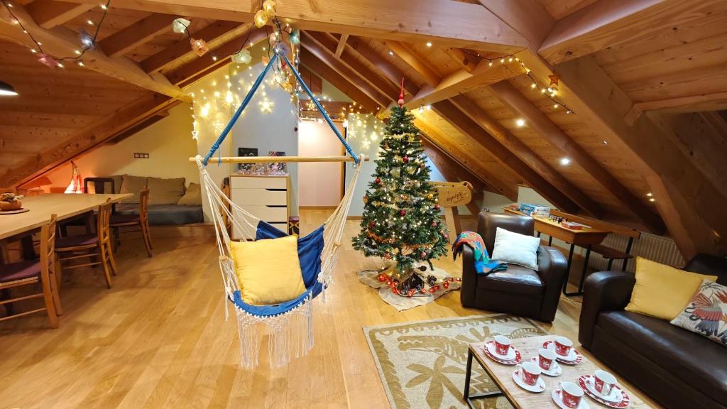 Posezení v ubytování Colmar Friends and Familly guest home - ALL INCLUSIVE - COLMAR Gare - Jardin - Combles et Vous