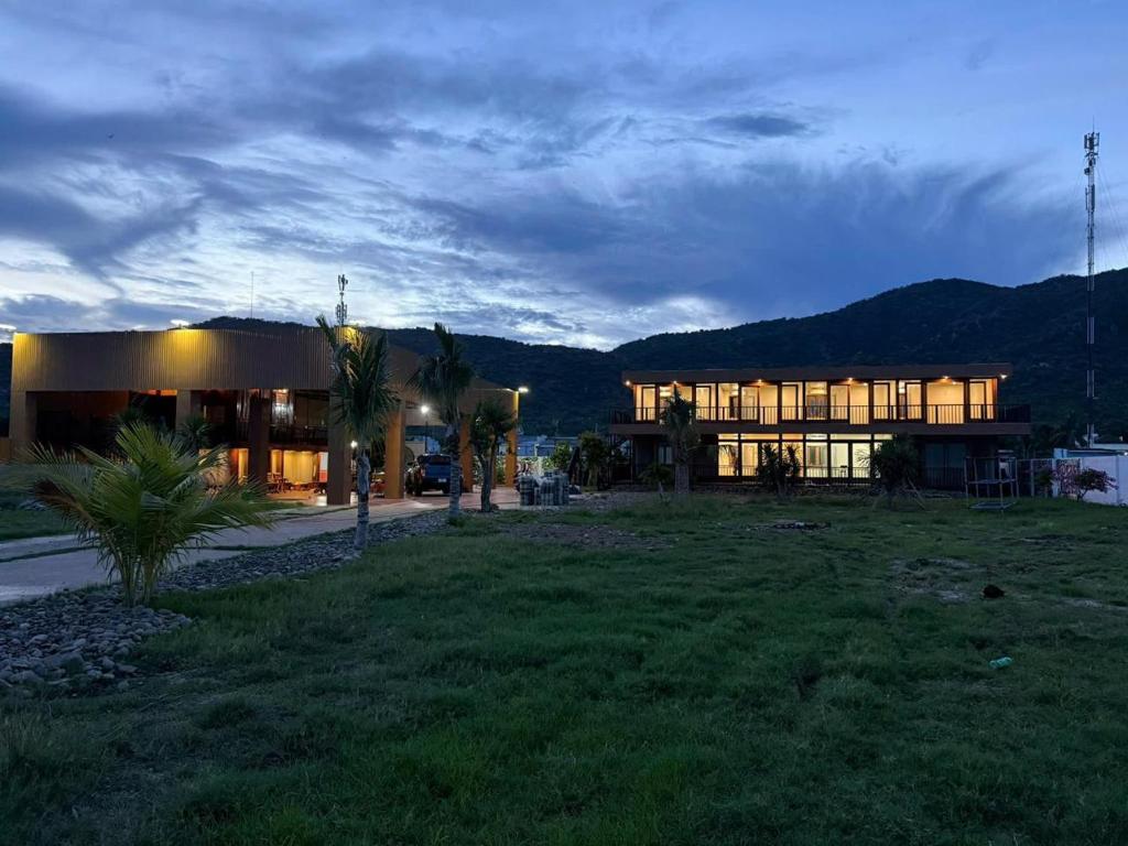 Γενική θέα στο βουνό ή θέα στο βουνό από  αυτός ο ξενώνας