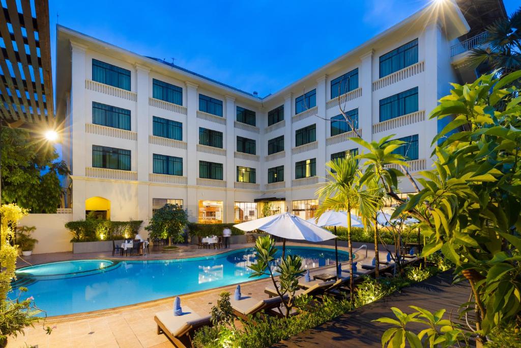 Bazén v ubytování Kingdom Angkor Hotel nebo v jeho okolí