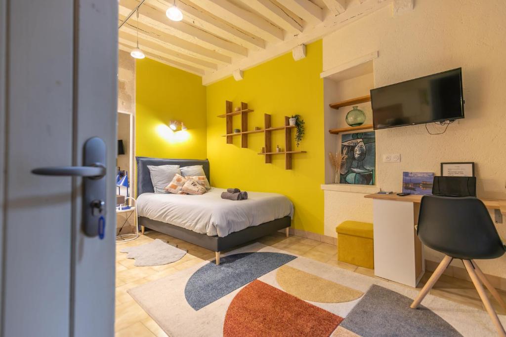Charme & calme à 200m du Château - Studio