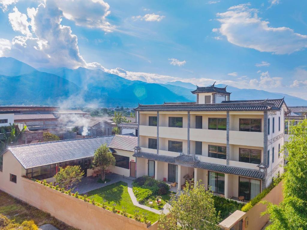 Γενική θέα στο βουνό ή θέα στο βουνό από  αυτό το δωμάτιο σε οικογενειακή κατοικία