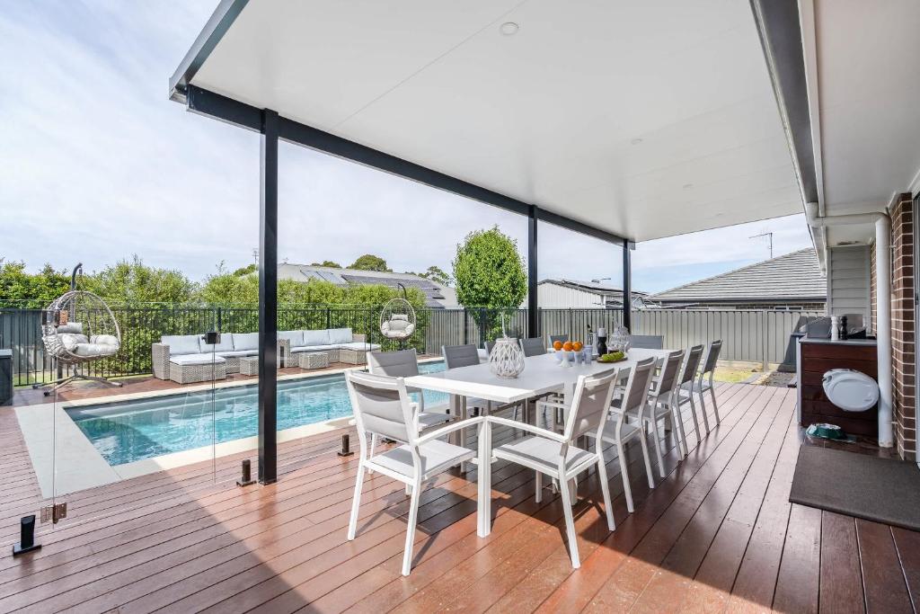 Бассейн в Sanctuary Splash Getaway или поблизости