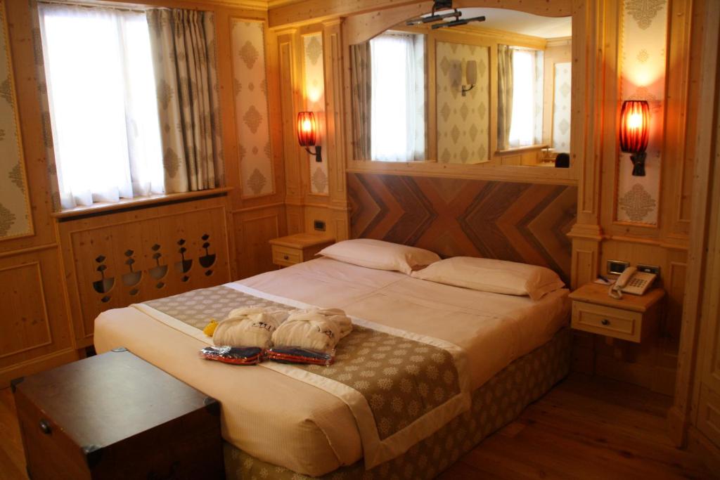 Cristal Palace Hotel - Habitación Triple Clásica