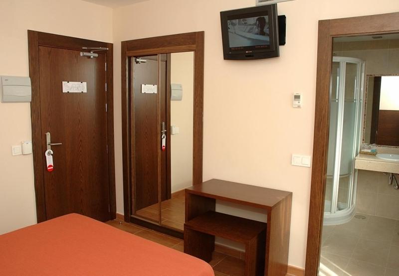 Hostal Los Coronales - Twin Room