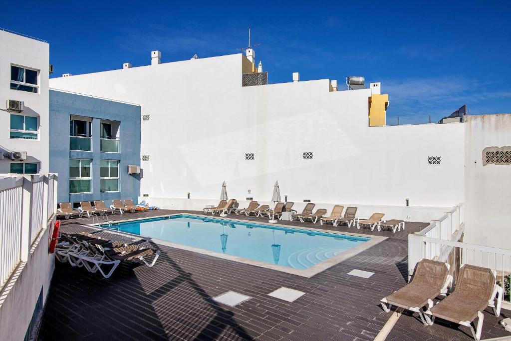 Bazén v ubytování Bay View Albufeira nebo v jeho okolí