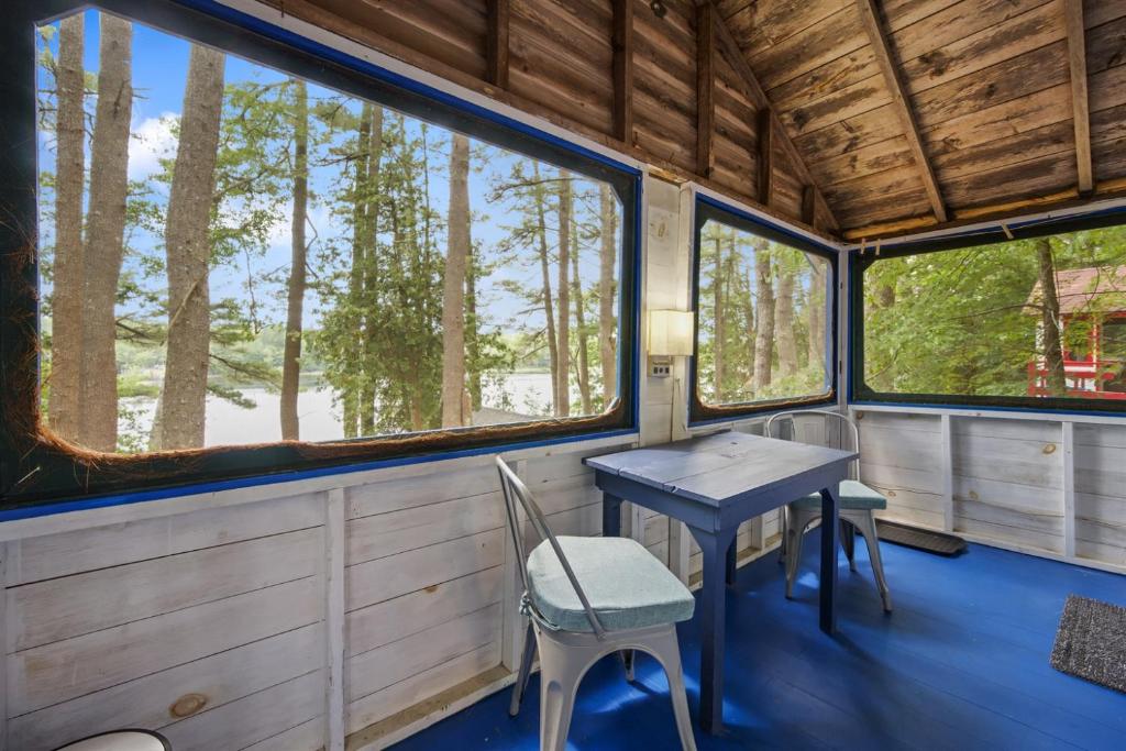 Getogether Pines Lakeside Cabin Resort - Apartamento Estudio Con Cama King