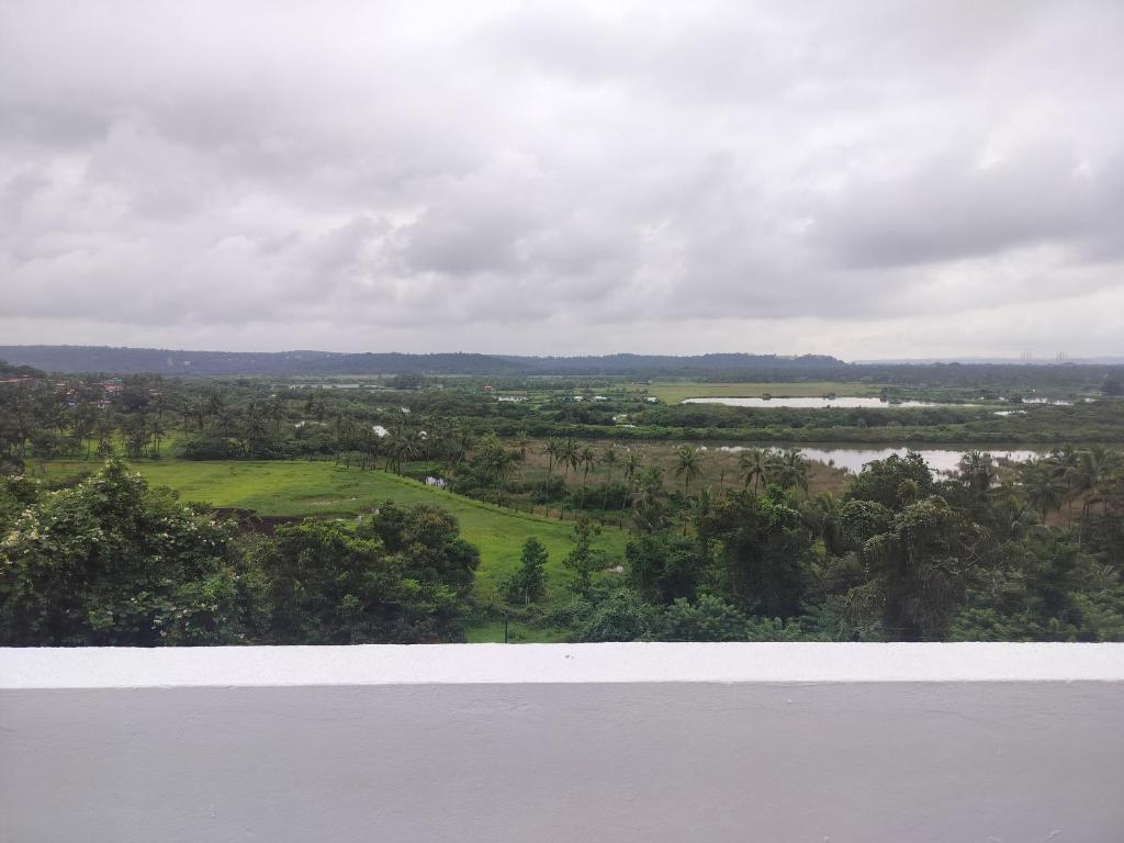 Galería fotográfica de Vrindavan homestay Panaji 1BHK en Batim