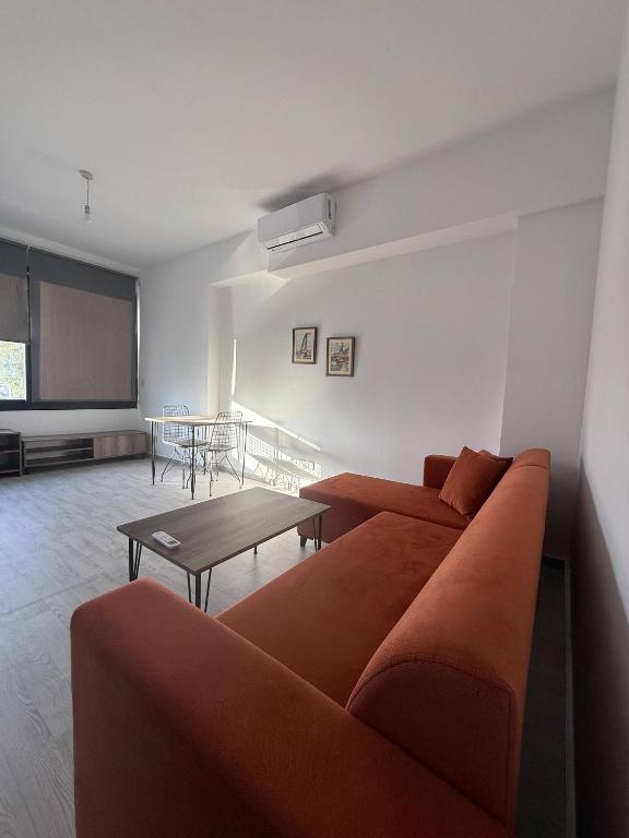 Χώρος καθιστικού στο Cozy Getaway in Central Lefkoa