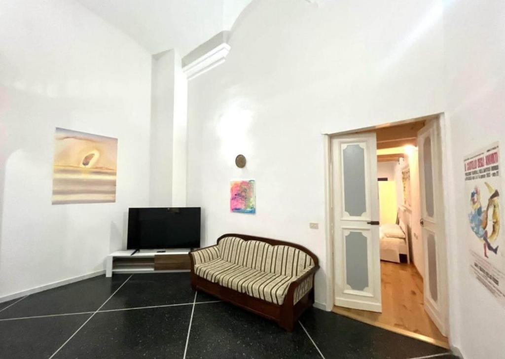 Et tv og/eller underholdning på spezziino love house - spezia centrale