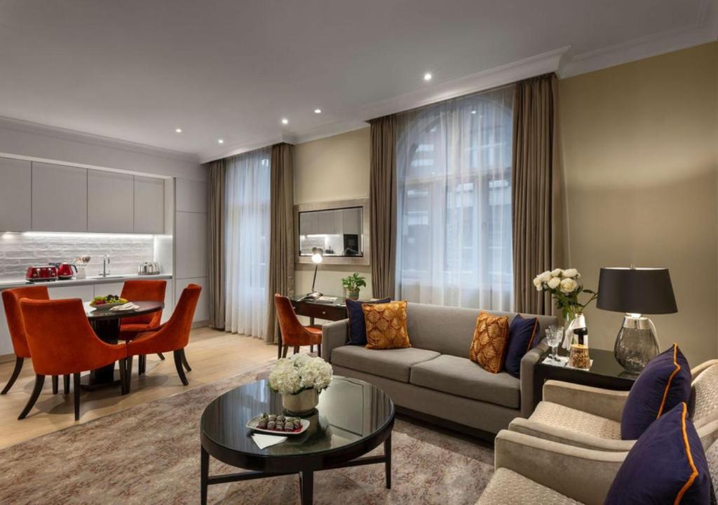 Taj 51 Buckingham Gate Suites and Residences - 