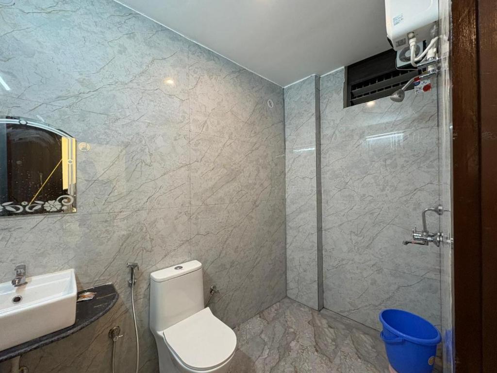 Koupelna v ubytování AKS Grand Hotel in Varanasi