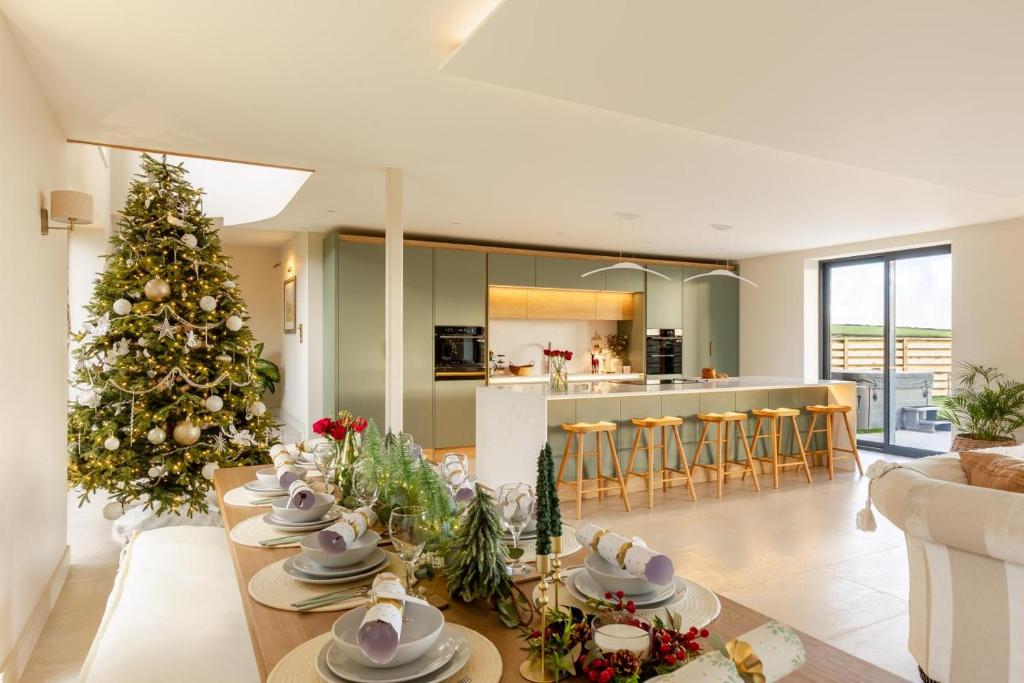 Φωτογραφία από το άλμπουμ του 5 Bed in Marwood oc-e32631 σε Marwood