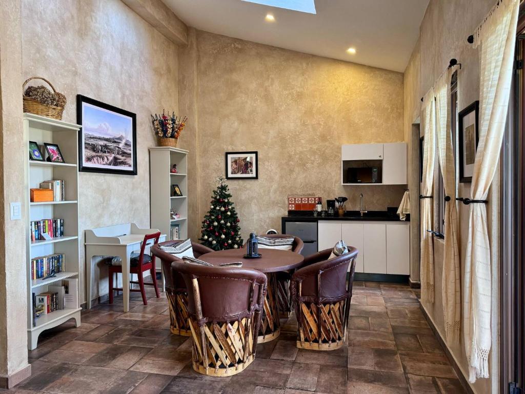 Kuchyň nebo kuchyňský kout v ubytování Loft El Tapatío en Val'Quirico