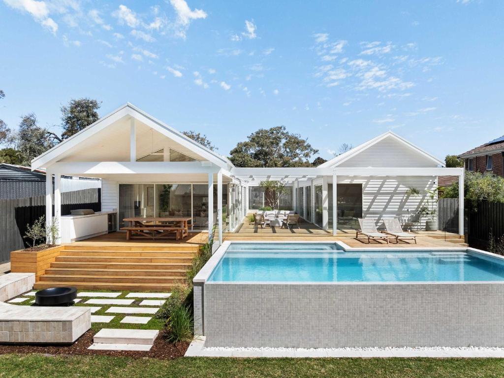 Πισίνα στο ή κοντά στο The Pavilion