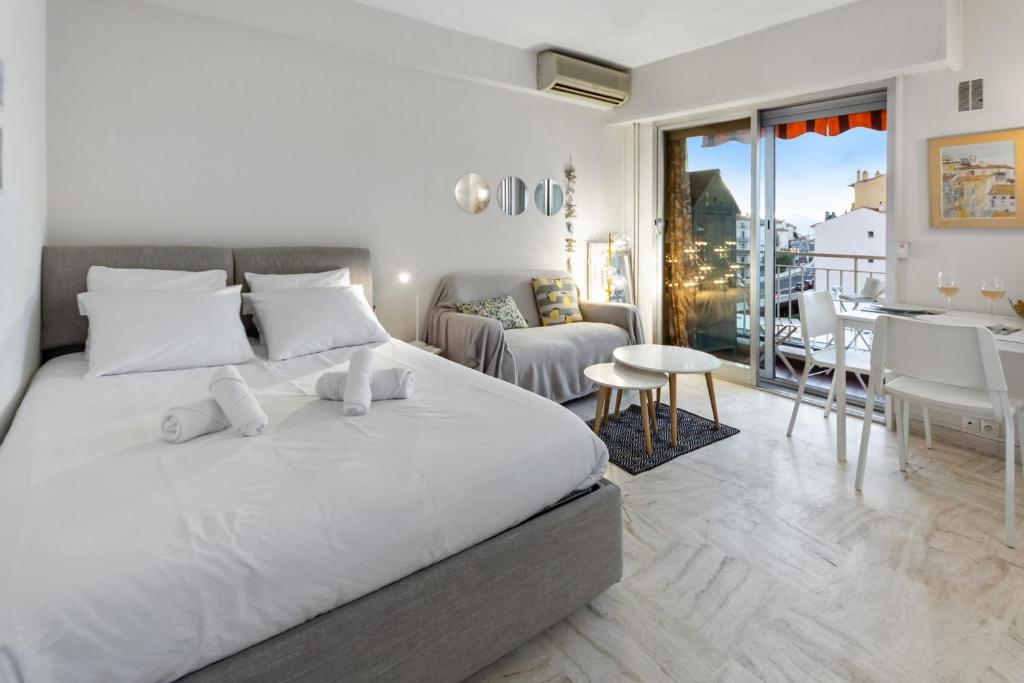 Studio 500m palais Cannes 2 personnes - Housity