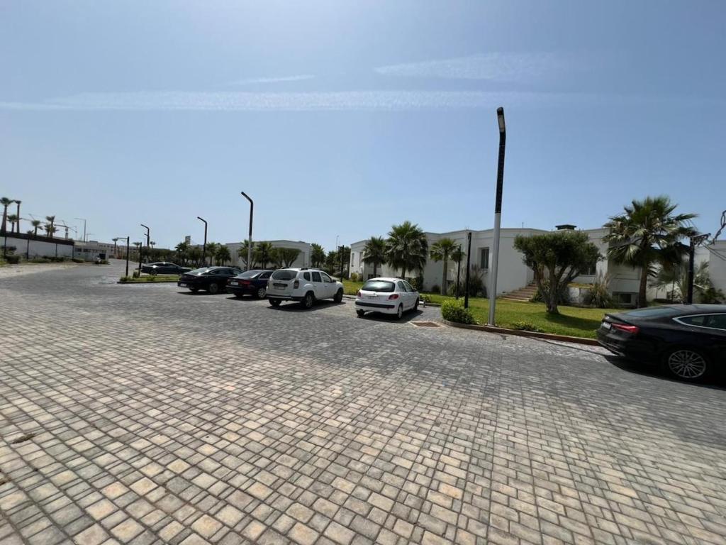 特马拉Charmante maison de vacances proche de la plage à quelques minutes de Rabat的相册照片