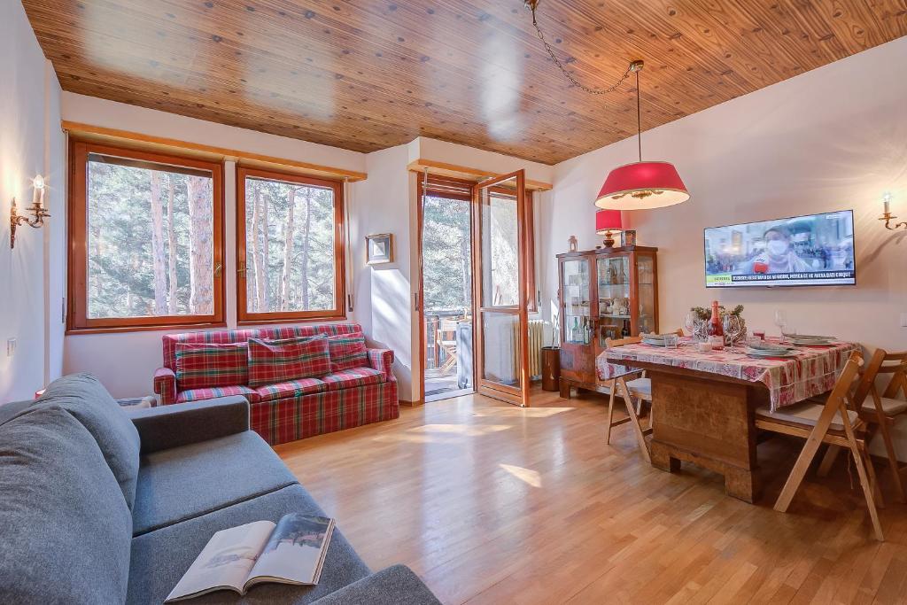 Μια τηλεόραση ή/και κέντρο ψυχαγωγίας στο Il Nido Nella Pineta - Happy Rentals