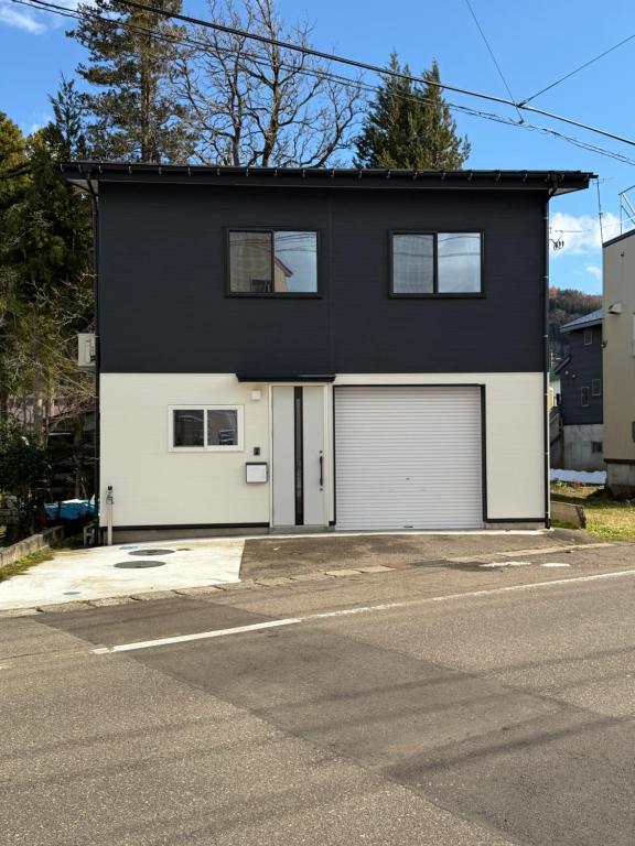 Bygningen som chaletet ligger i