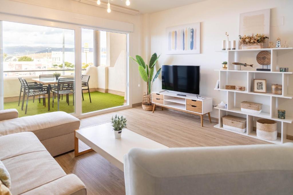 Tarifa Cozy House - Terraza , Piscina , Parking