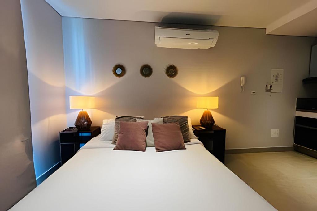 Кровать или кровати в номере Moderna suite cerca del mar