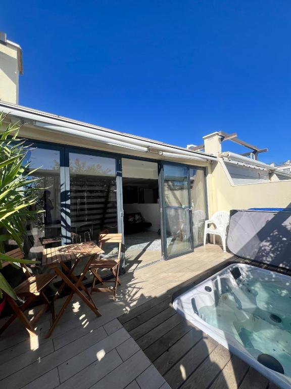 Villa 24, Port Nature, Village Naturiste Cap d'Agde