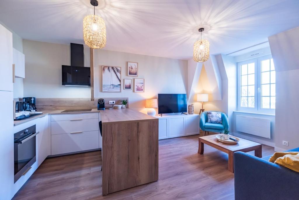 Köök või kööginurk majutusasutuses Escapade a Tregastel plages et commerces proches